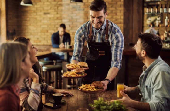 Páginas web para restaurantes en Medellín: cómo llenar tu negocio con clientes online
